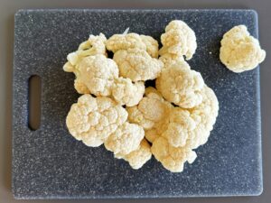 cutting cauliflower