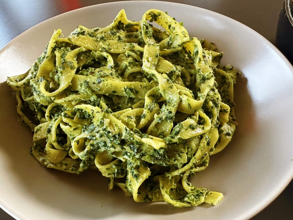 Delicious Pasta with Spinach and Ricotta