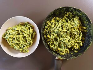 Add cooked tagliatelle to delicious spinach sauce